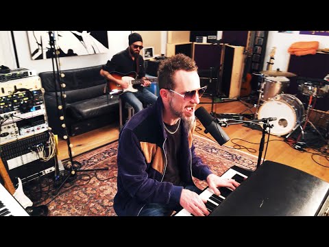 The Next Movement - Love Confessions (Studio Take)