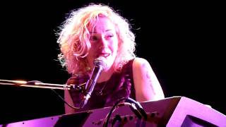 Anneke Van Giersbergen & Danny Cavanagh [ Trail of grief ]