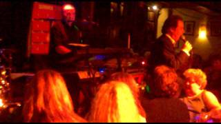 bottom of the hill finglas red hurley