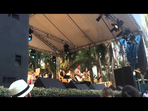 Marina Machado e Flávio Venturini- Inhotim "Canção da América"