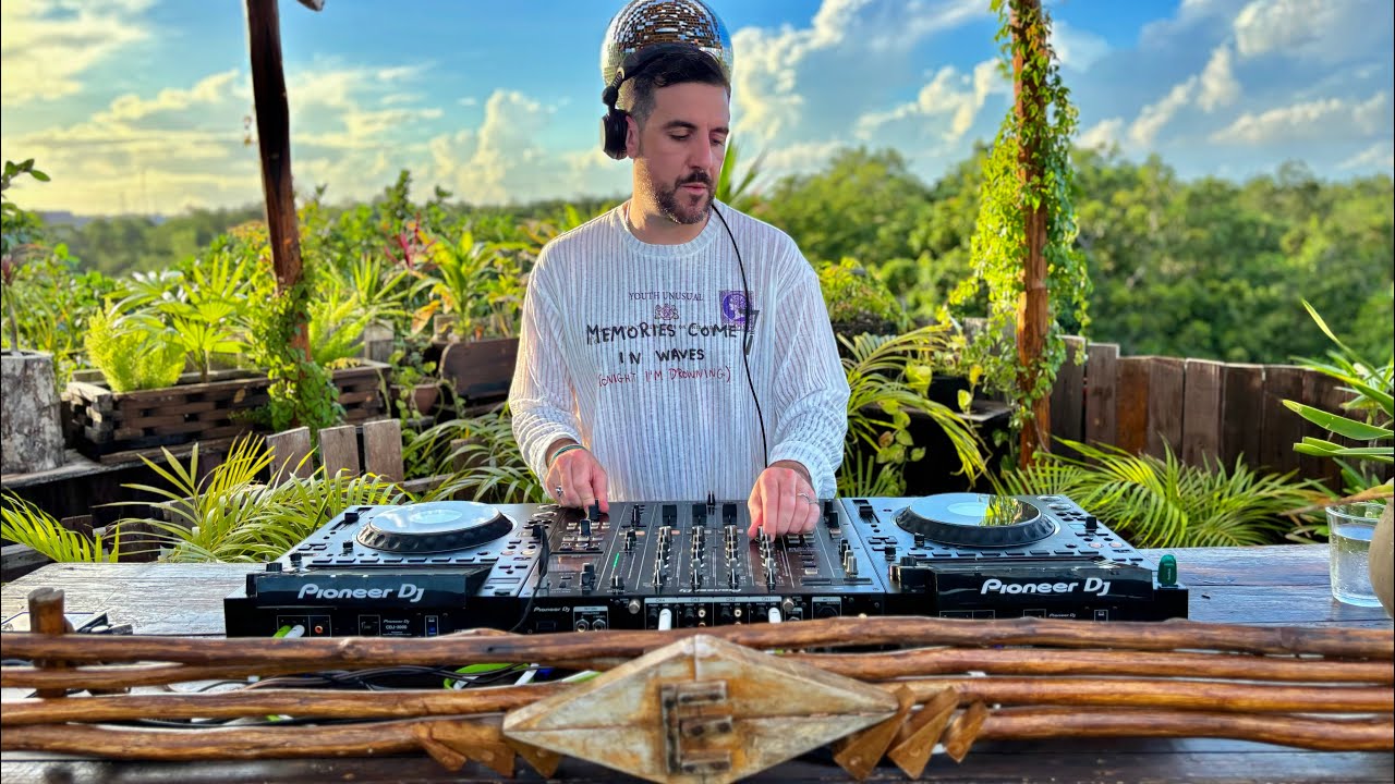 Manu Strasse | Melodic Indie House Sunset Mix 2025 | By @EPHIMERATulum