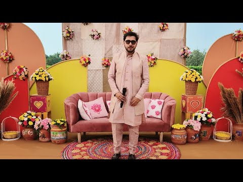 Anchor Rahul Budhani ANCHORING IN HALDI CARNIVAL