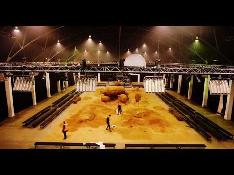 CAMILLA AND MARC Resort 2019 | Set Build Timelapse