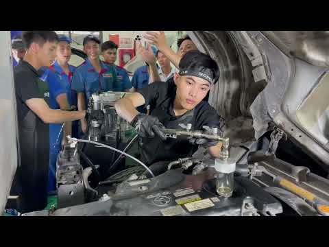 Thumbnail for Isuzu and Ford in Vietnam receive training from 9CIRCLE and Viet Auto Stars JSC by Ford Vietnam