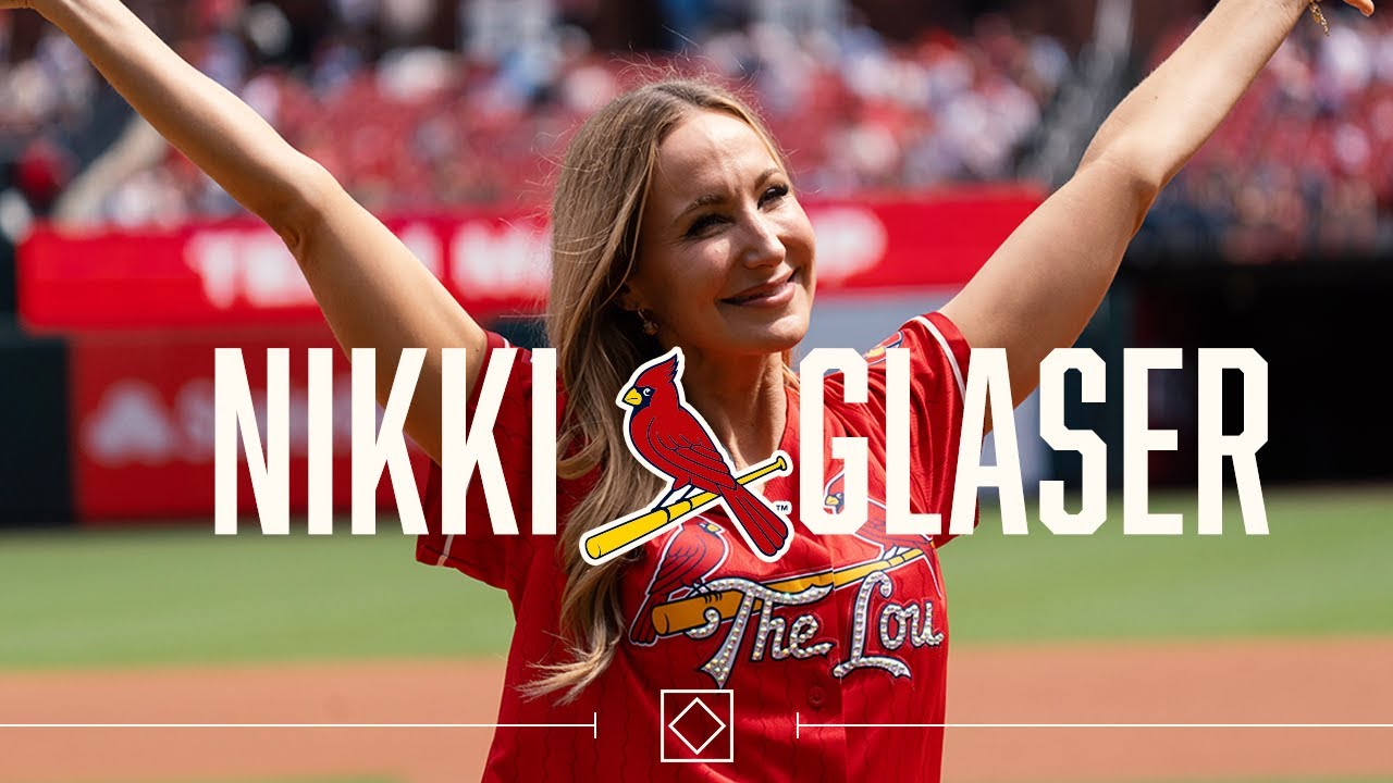 Nikki Glaser, You Look Good in Red | St. Louis Cardinals