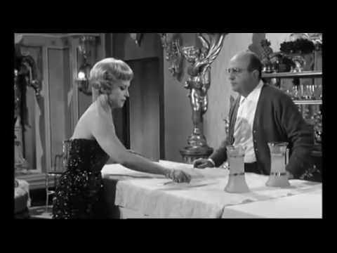 Le Cave Se Rebiffe Extrait a cause d'une bévue ancillaire