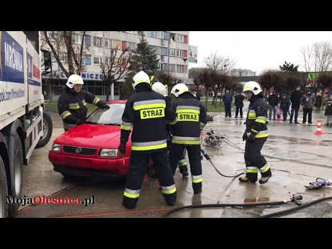 13.01.2019 Oleśnica - WOŚP i pokaz ratownictwa drogowego