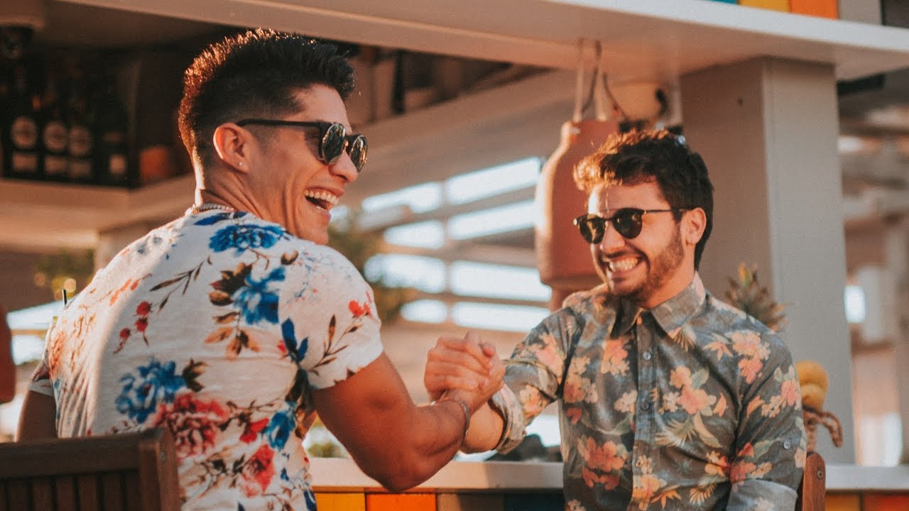 Agustín Casanova ft. Chyno Miranda — Ando Buscando