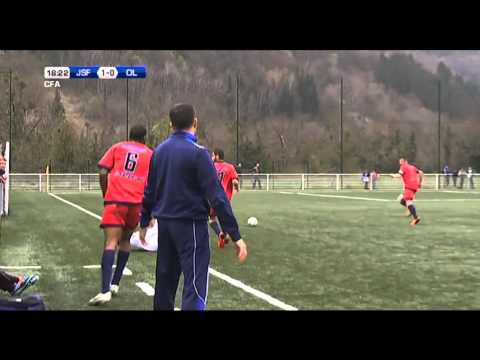 Dribble de Farès Bahlouli contre Jura Sud (CFA)