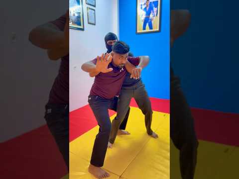 🔥 Best Double Hand Shoulder Hold Defence 😱🥋💪 #martialarts #selfdefense #judo #safety #explore