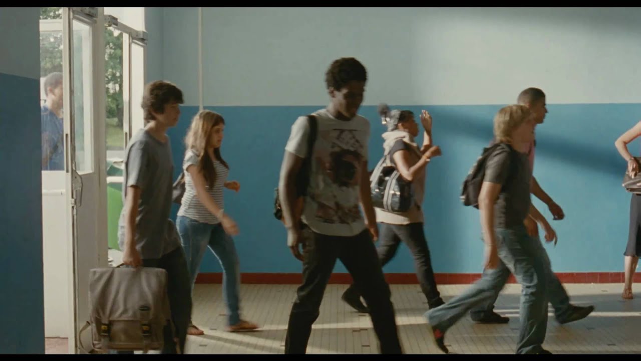 Miniature de la vidéo MON PERE EST FEMME DE MENAGE : BANDE ANNONCE du film Mon père est femme de ménage