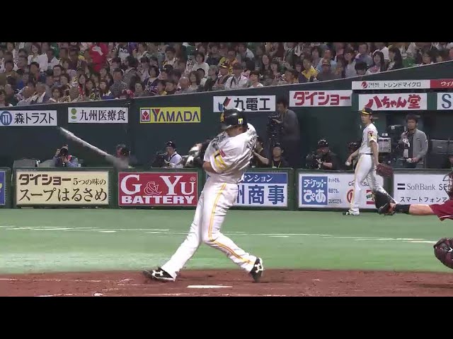 【3回裏】バット折れても関係なし!! ホークス・柳田が2ベースヒット!! 2016/4/17 H-E