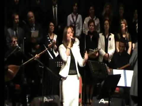 Emel BAHÇEKAPILI     Damardını Doleştim- Elindedir   Bağlama