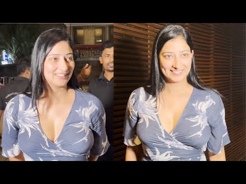 Niharica Raizada Arrive At Akanksha Puri Birthday Party 🎂💖📸