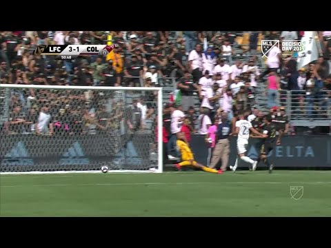 Carlos Vela Smashes MLS Scoring Record With a HAT TRICK, Including a Fantastic Bicycle Kick!!