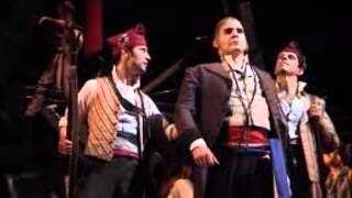 Les Misérables Brazil :: Warnings/Javert&#39;s Arrival/Little People