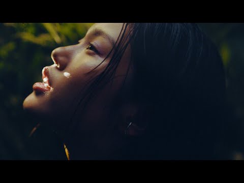 ao - 余所見 (Official Video)