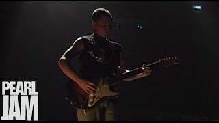 Low Light - Live at Madison Square Garden - Pearl Jam