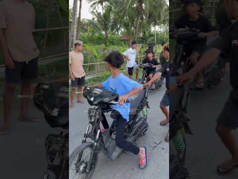 YANG PENTING BISA STANDING BANG !