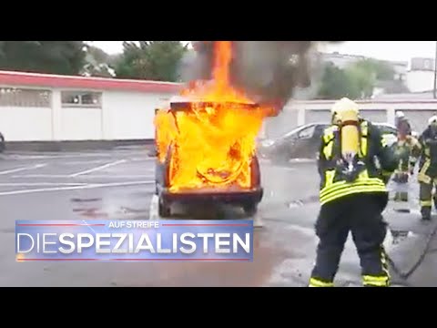 Heftiger Autobrand! Befindet sich ihr Kind noch im Auto? | Die Spezialisten | SAT.1