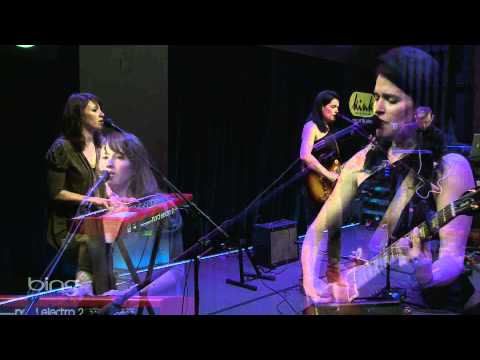 Stephanie Schneiderman - Bridge On Fire (Bing Lounge)