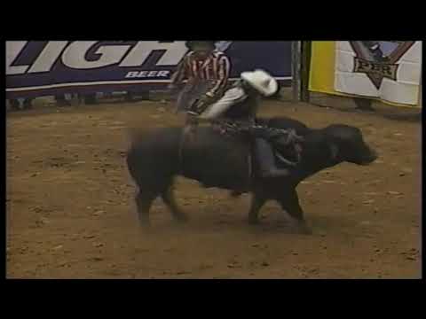 Tuff Hedeman vs Mojo - 97 PBR Charlotte (87 pts)