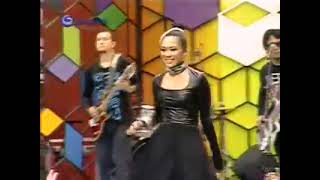 Download lagu Mulan Jameela - Sakit Minta Ampun (Live 100% Ampuh Global TV 2012) mp3