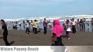 preview picture of video 'Holiday in Pantai Widara Payung Cilacap #Pantaiwidarapayung'