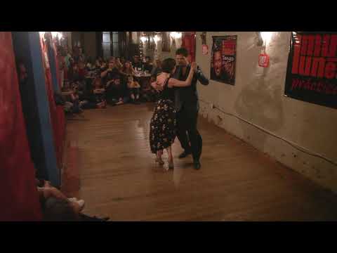 Ines Muzzopappa y Rodrigo Palacios - "El ultimo café"