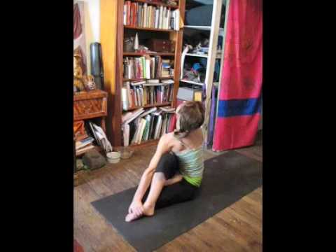 Purna Matseyendrasana 2