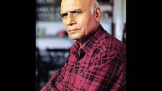 Faiz Ahmed Faiz's 'Kab Yaad Mein Tera Saath Nahin' sung by