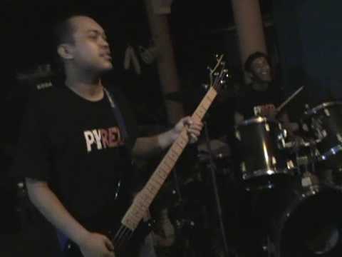 Adong Belalai (Zero D'Fect Live at Muhibah)