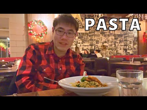 New Yorker Eats Pasta in Montreal's Little Italy For the First Time