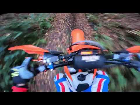 KTM EXC300 TPI 2023 vs KTM EXC300 TPI 2021