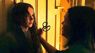 Download lagu Carrie vs Her Mom Fight Scene Recap | Final Battle & Ending | Episode 8 mp3 Download lagu Carrie vs Her Mom Fight Scene Recap | Final Battle & Ending | Episode 8 mp3