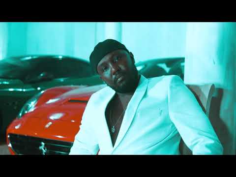 Kandia Kora  Roi 12 12 (clip officiel)