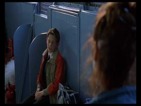 Billy sees Mrs Wilkinson after he has been accepted into the ballet school