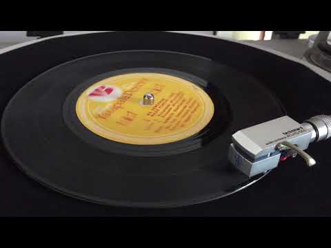 Yasapala Perera: Ma Senehasa