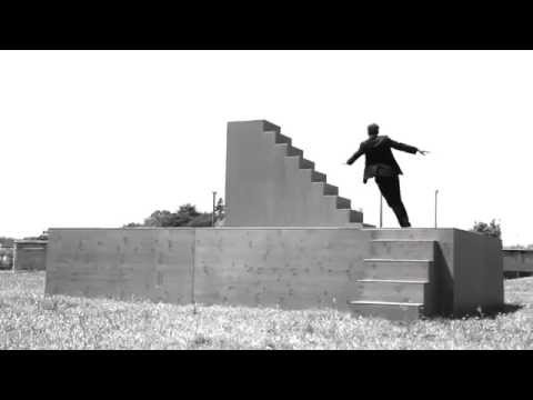 Yoann Bourgeois - Fugue / Trampoline sur Metamorphosis II