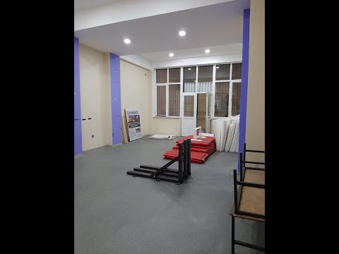 Obyekt Qarayev metrosunun yaninda Dəyərindən çox ucuz 52 kvm,50000 Azn 055-297-36-68Fuad