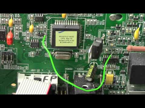 APC Smart-UPS 1500VA LCD RM 1U 230V video