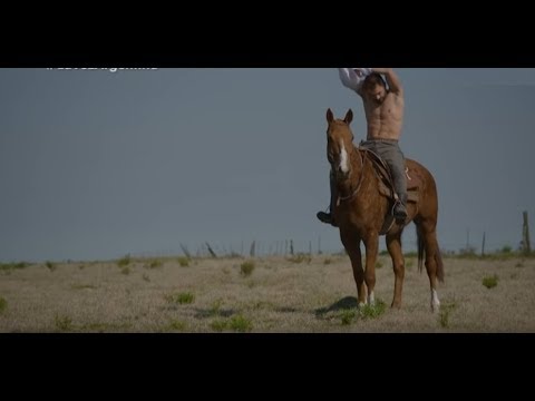 BRAULIO EL SEXY DOMADOR DE CABALLOS QUE CONQUISTÓ A TODO EL JURADO DE LA VOZ ARGENTINA