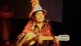 Luzmila Carpio - Wiñay Llaqta - Live at Victoria Hall of Geneva (Switzerland)