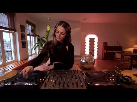 Into The Light 001 - Amsterdam with Nicky Elisabeth