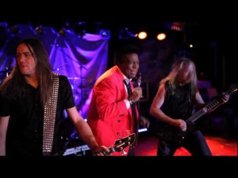 Roberto Blanco trifft Heavy Metal