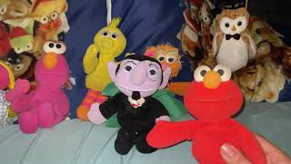 Sesame Street Muppets Sing Macarena