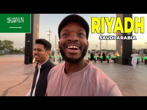 😮 American Goes To Boulevard World in Riyadh For The First Time 🇸🇦