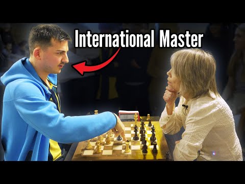 Undercover Chess Master Challenged my GM Mom in a Bar in Paris