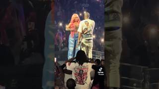 Burnell Taylor sings the night is still young with Nicki Minaj💕 #nickiminaj #shorts #pinkfriday2
