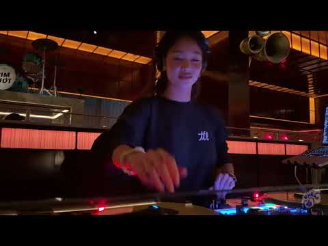 Patra Plays Vol. 2 - Early night at Rim